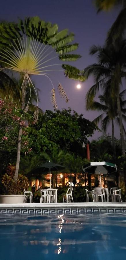 Hotel Albatros プエルト・エスコンディード エクステリア 写真
